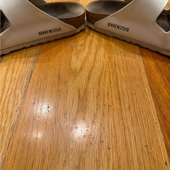 Birkenstock Cream Double-Strap Leather Sandals - Picture 2 of 8